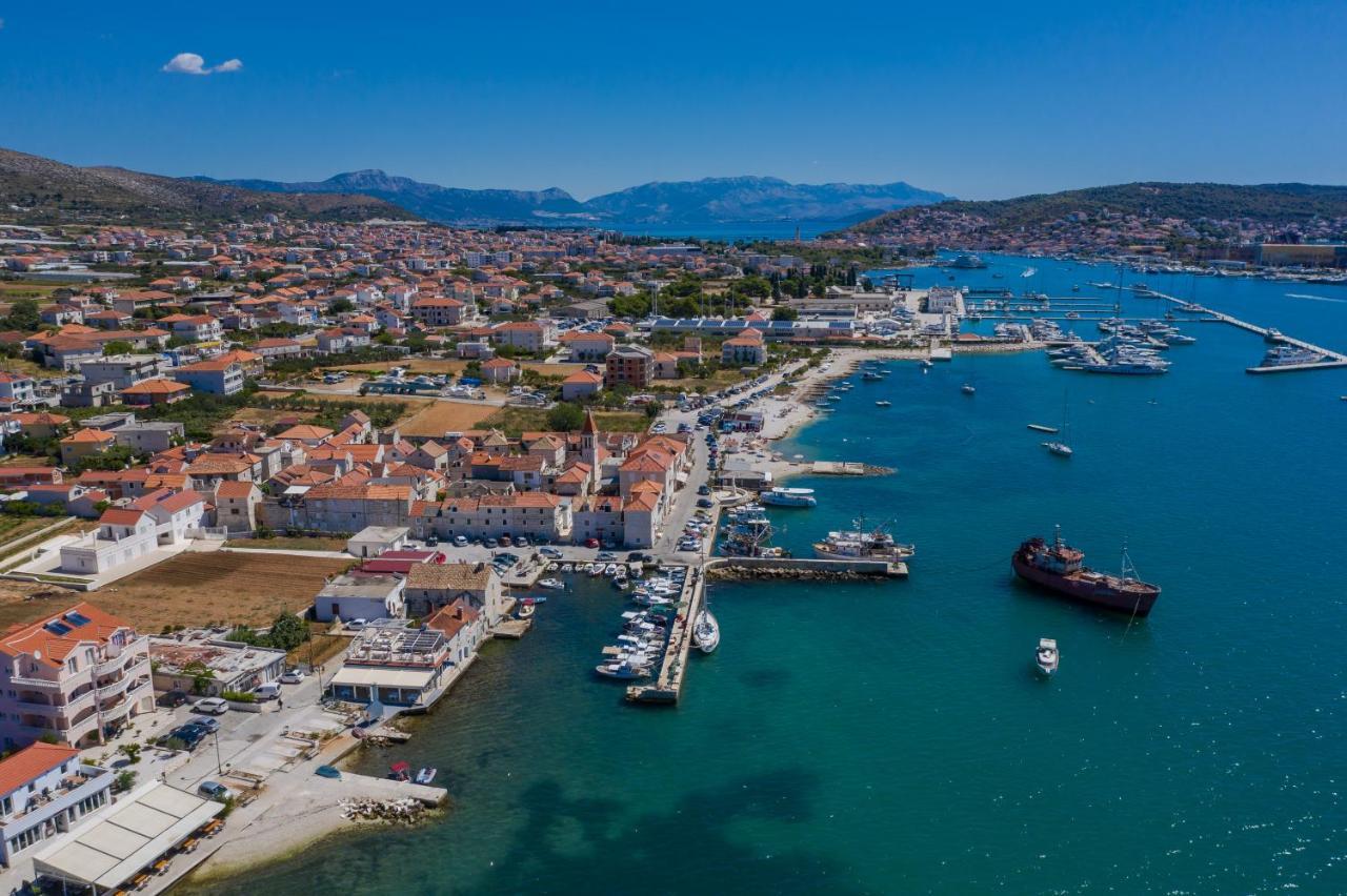 Mar Deluxe Apartments Trogir Exteriér fotografie