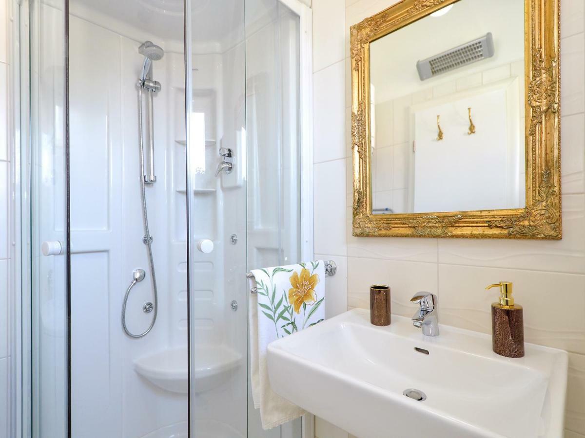 Mar Deluxe Apartments Trogir Exteriér fotografie